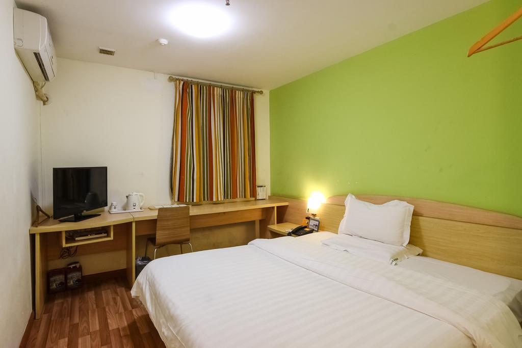 7Days Inn Guangzhou Longkou East ภายนอก รูปภาพ
